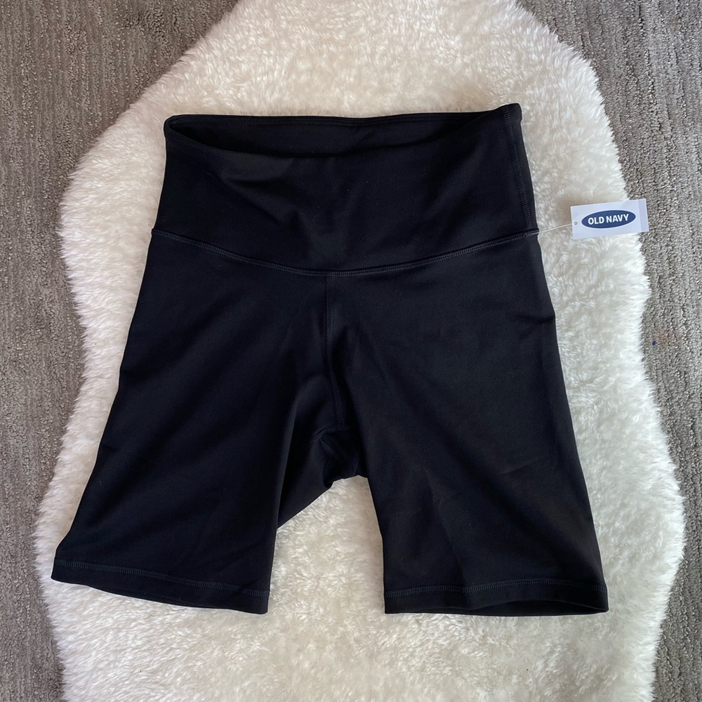 Old Navy 8” bicycle shorts